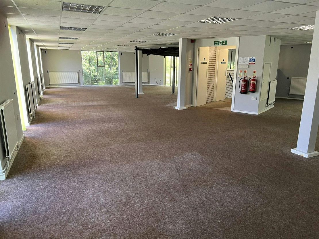 Unit 1, Airborne Industrial Estate, Arterial Road, SS1 1EH