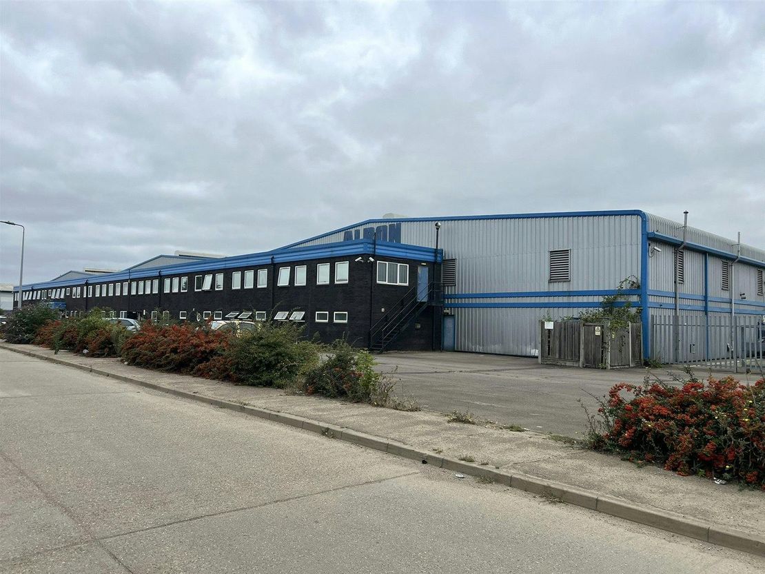 1, Rochehall Way, Rochford, SS4 1JU