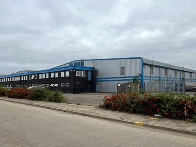 Property Image for 1, Rochehall Way, Rochford, SS4 1JU