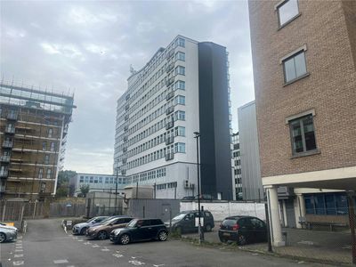 Property Image for 45,Skyline Plaza, Victoria Avenue, Southend-on-Sea, SS2 6BB