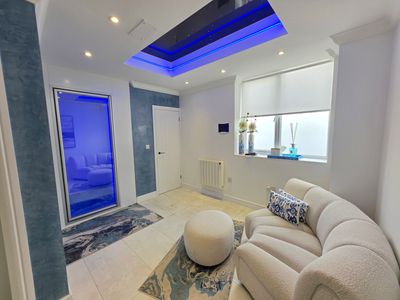 Property Image for Xenon Park, Worcester Avenue, Doncaster, South Yorkshire, DN2 4NB