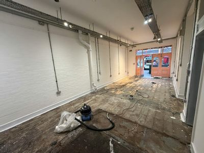 Property Image for 6A Greenwich Market, Greenwich, SE10 9HZ