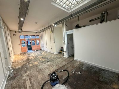 Property Image for 6A Greenwich Market, Greenwich, SE10 9HZ