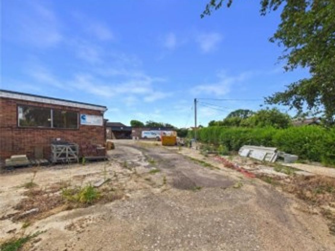 1 Charles Avenue, Grundisburgh, Woodbridge, Suffolk, IP13 6TH