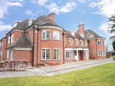 Property Image for Trelew Suite 3 Ashurst Lodge, Lyndhurst Road, Ashurst, Hampshire, SO40 7AA
