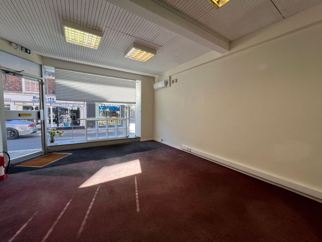 37A Salisbury Street, Blandford Forum, Dorset, DT11 7PX