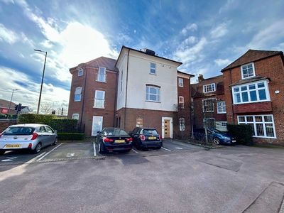 Property Image for Sundial House, Carnegie Road, Newbury, West Berkshire, RG14 5DJ