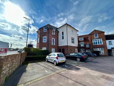 Property Image for Sundial House, Carnegie Road, Newbury, West Berkshire, RG14 5DJ