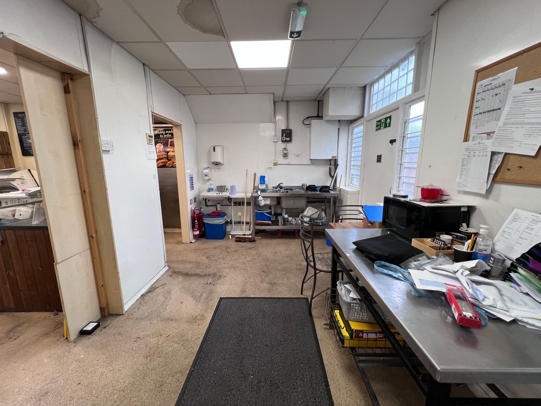 99 Station Road, West Wickham, Kent, BR4 0PX