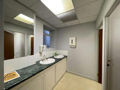 Property Image for 22-24 Hamlet Court Road, Westcliff-on-Sea, Essex, SS0 7LX