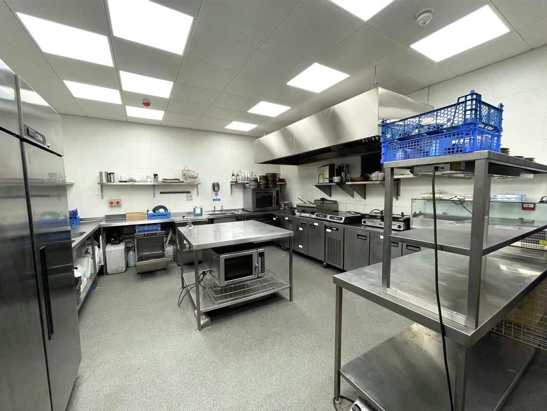 Unit 1, Beaumont Court, 61-71 Victoria Avenue, Southend-on-Sea, Essex, SS2 6EB