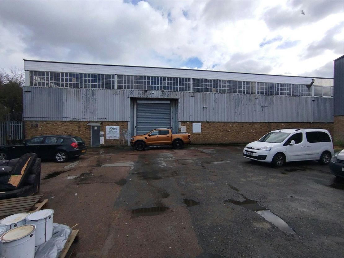 Unit 4 Byron Works, Russell Gardens, Wickford, SS11 8QG