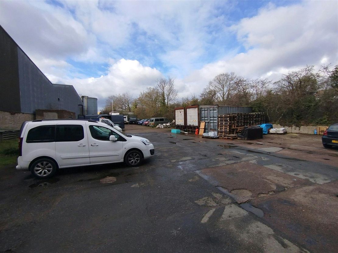 Unit 4 Byron Works, Russell Gardens, Wickford, SS11 8QG