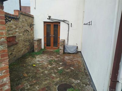 Property Image for 375-377, Rayleigh Road, Leigh-On-Sea, SS9 5PS