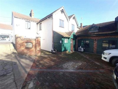 Property Image for 375-377,Office B, Rayleigh Road, Leigh-On-Sea, SS9 5PS