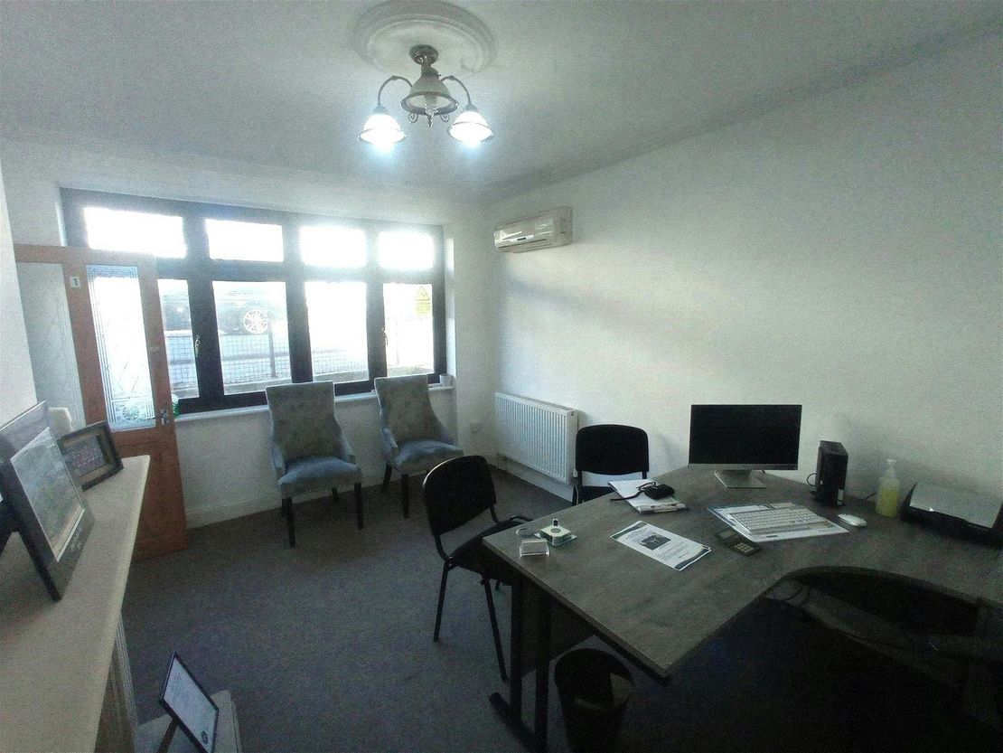 375-377,Office C, Rayleigh Road, Leigh-On-Sea, SS9 5PS