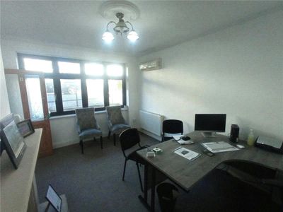 Property Image for 375-377,Office C, Rayleigh Road, Leigh-On-Sea, SS9 5PS