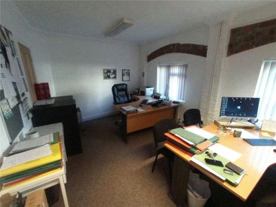 Property Image for 375-377,Office C, Rayleigh Road, Leigh-On-Sea, SS9 5PS