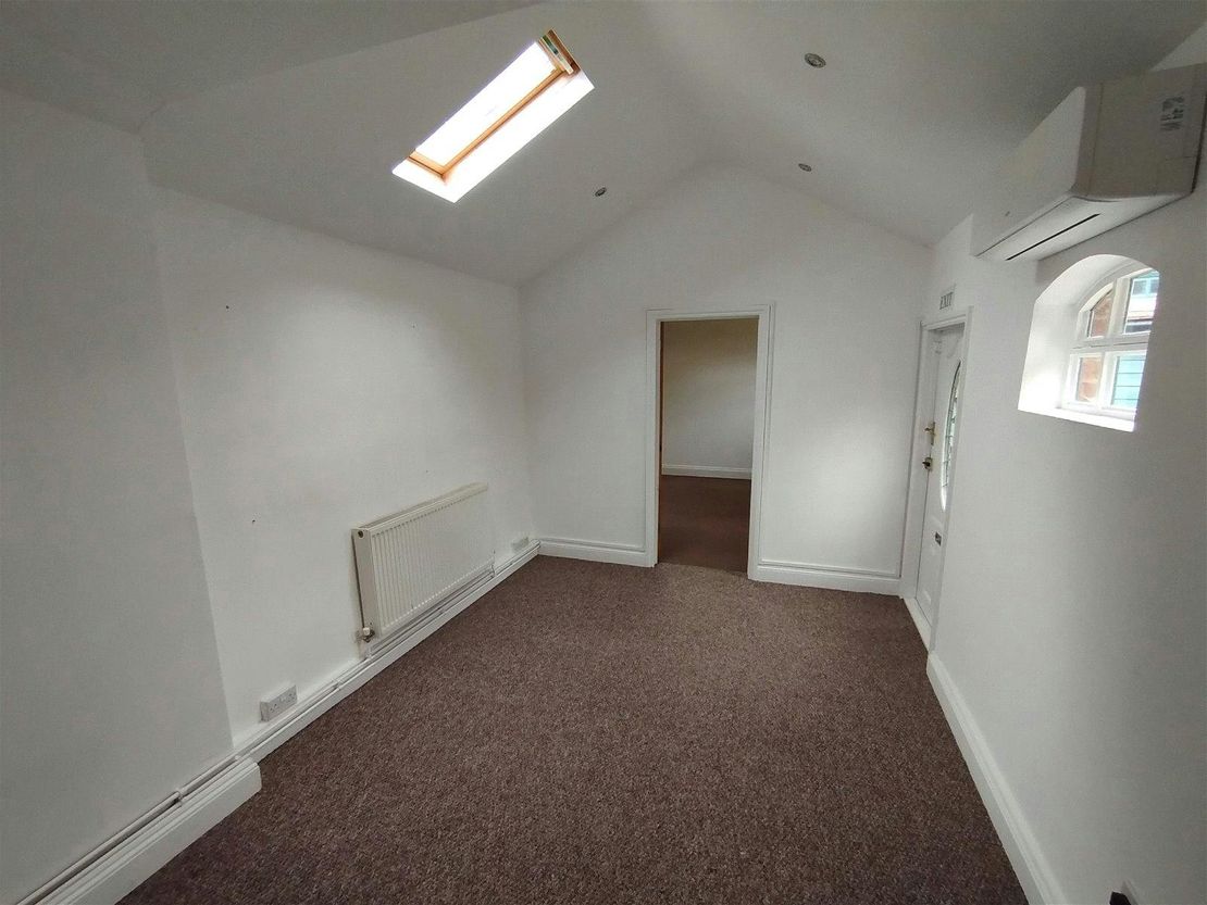 375-377,Office A, Rayleigh Road, Leigh-On-Sea, SS9 5PS