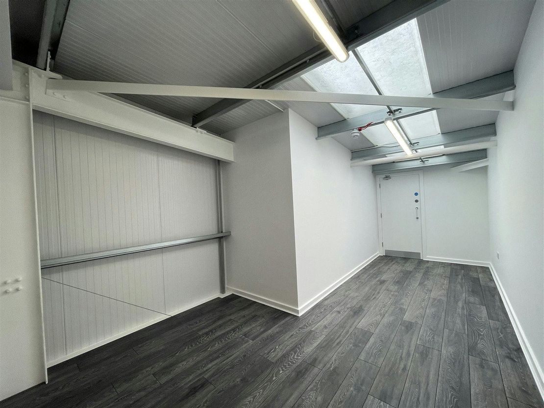 Unit 6 Abrac Works, Albright Industrial Estate, Ferry Lane, Rainham, RM13 9BU