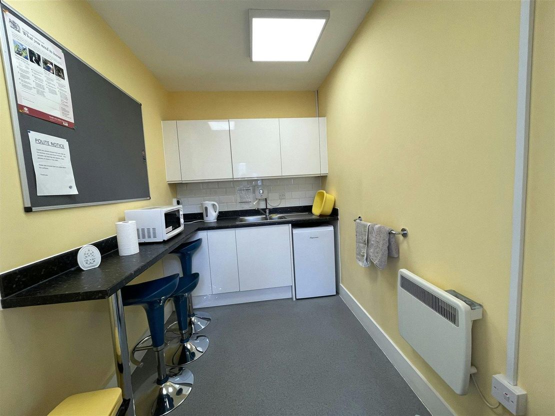 6 The Mews, Southend-On-Sea, SS1 1AL