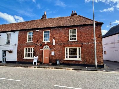 Property Image for First Floor Office, 20 Bridge Street, Hungerford, Berkshire, RG17 0EG