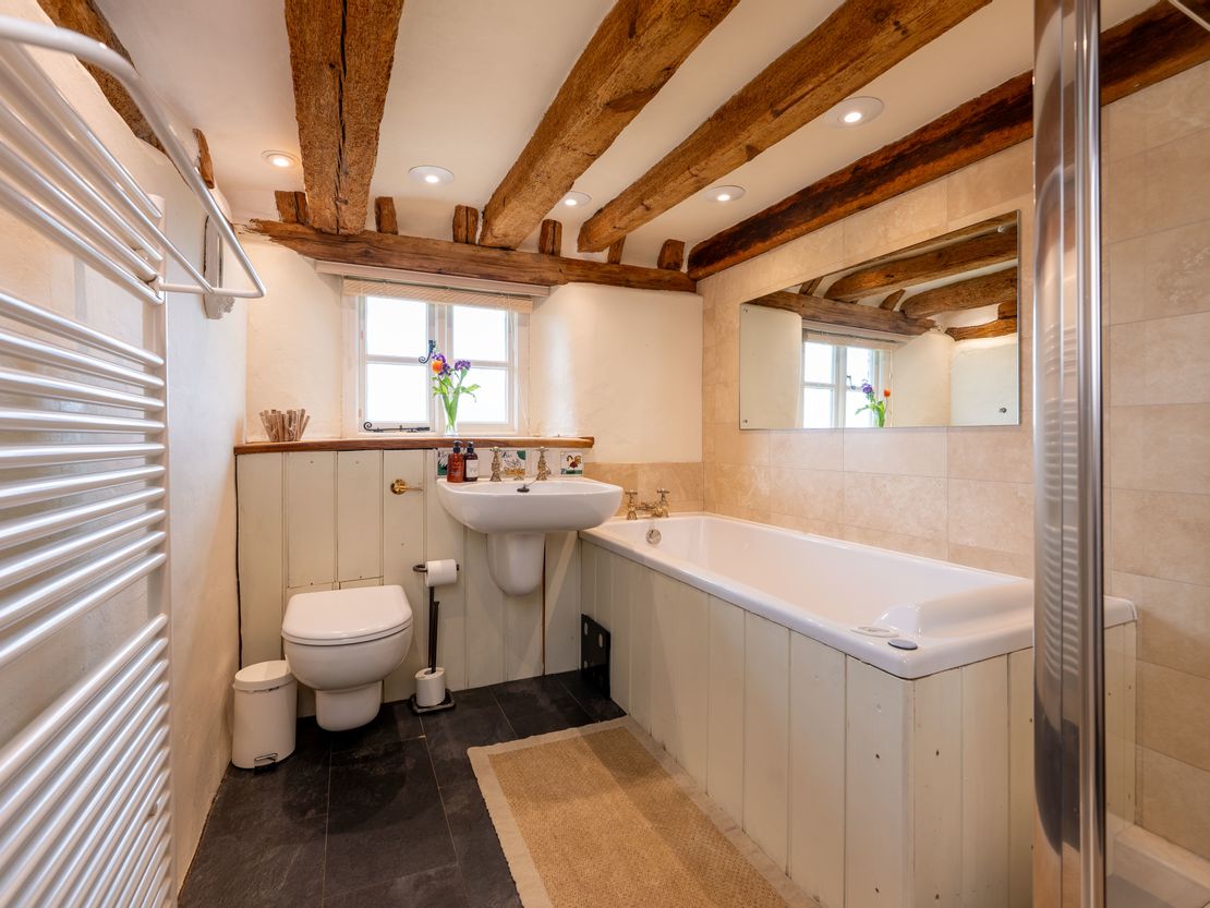 Old Hall Country Breaks, White Cross Lane, Tilney All Saints, King's Lynn, Norfolk, PE34 4SR
