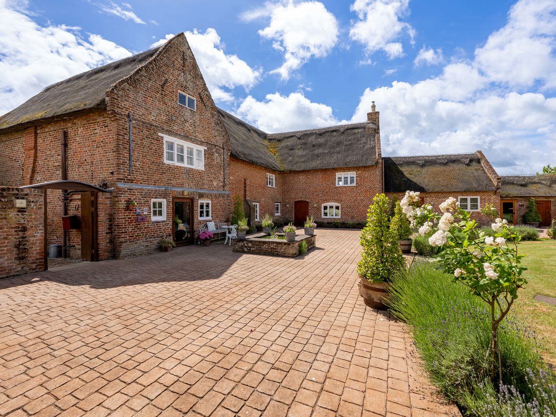 Old Hall Country Breaks, White Cross Lane, Tilney All Saints, King's Lynn, Norfolk, PE34 4SR