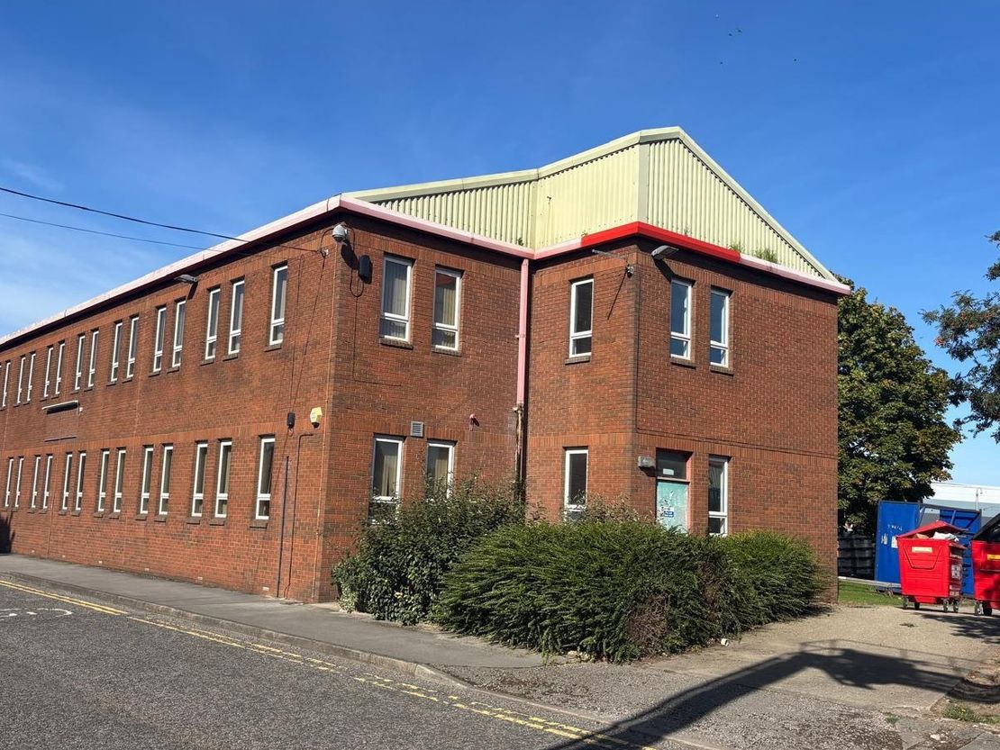 Building 3, Eltherington Business Park, Hedon Road, Hull, East Yorkshire, HU9 5QD