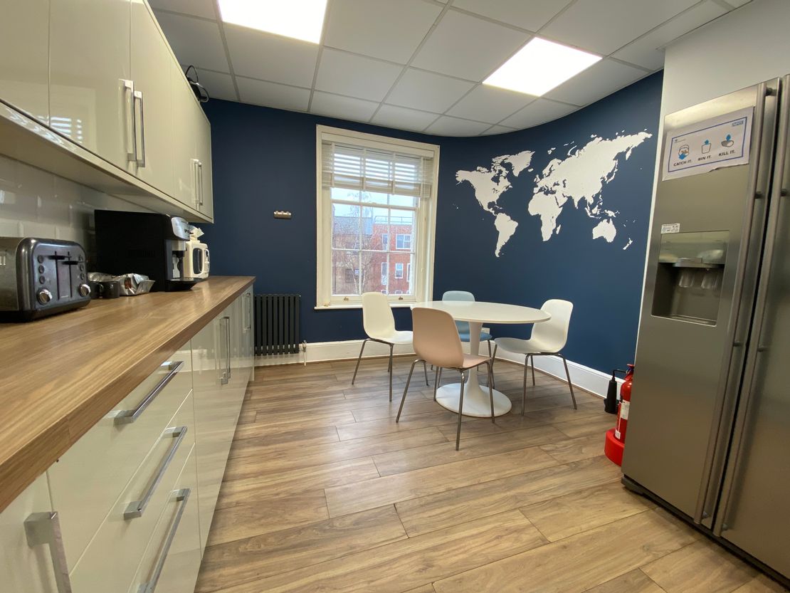 Second Floor 29 Carlton Crescent, Southampton, Hampshire, SO15 2EW