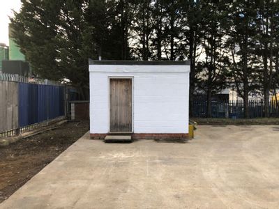 Property Image for Yard, Dentons Wharf, Mulberry Way, Belvedere, Kent, DA17 6AN