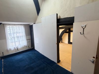 Property Image for 70 Market Place, Warwick, Warwickshire, CV34 4SD