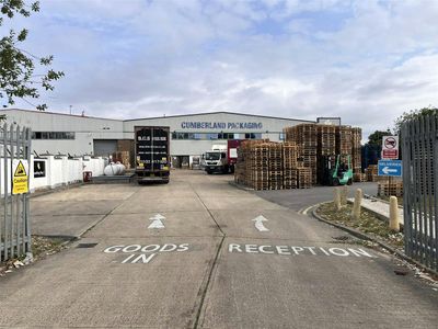 Property Image for Unit 2, Bay 6, Campfield Road, Shoeburyness, Southend-on-Sea, SS3 9FL