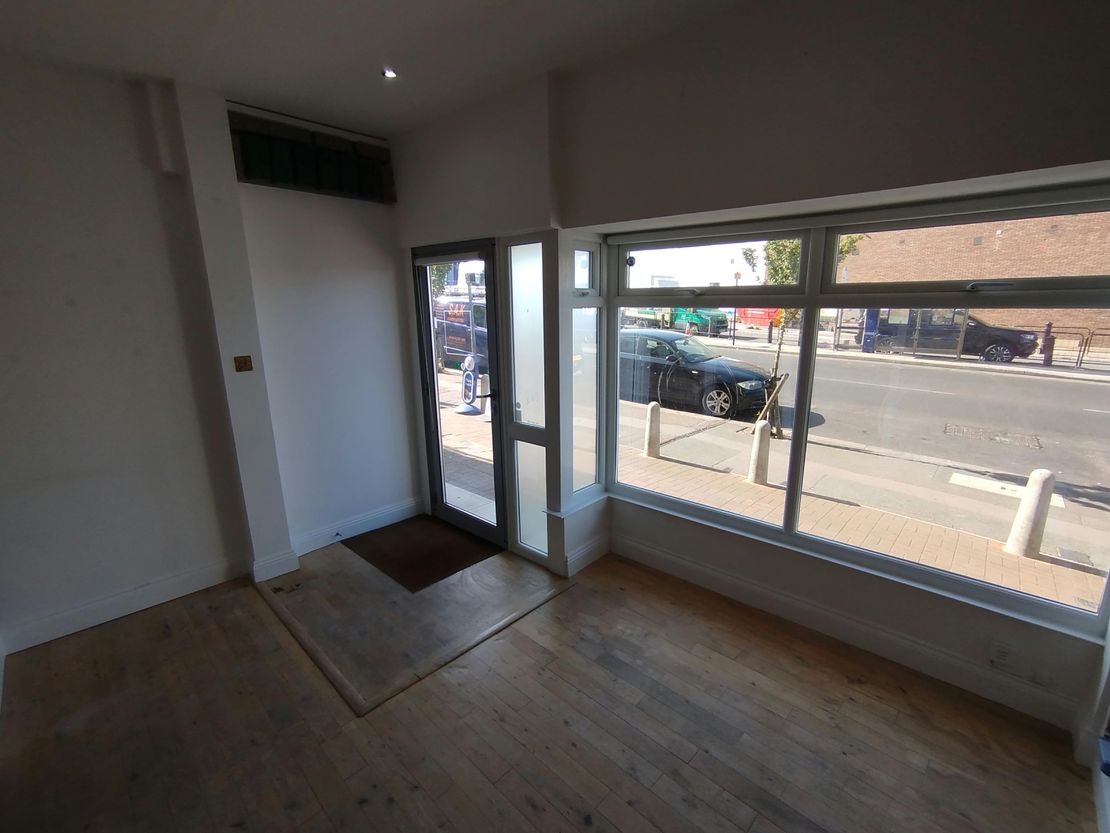 19A Station Road, Westcliff-on-Sea, Essex, SS0 7RA