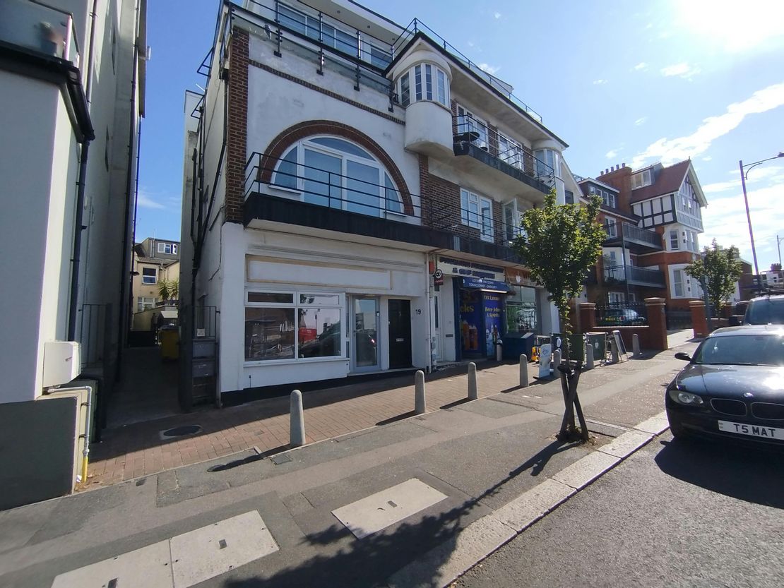 19A Station Road, Westcliff-on-Sea, Essex, SS0 7RA