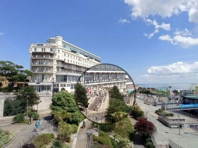 Property Image for 8, Pier Hill, The Palace, SS1 2AJ