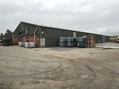 Property Image for 15 Aviation Way (Rear), Southend-On-Sea, SS2 6UN