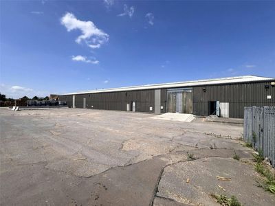 Property Image for 15 Aviation Way (Rear), Southend-On-Sea, SS2 6UN