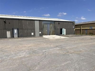 Property Image for 15 Aviation Way (Rear), Southend-On-Sea, SS2 6UN