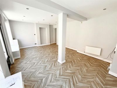 Property Image for 8, South Street, Rochford, SS4 1BQ