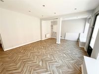 Property Image for 8, South Street, Rochford, SS4 1BQ