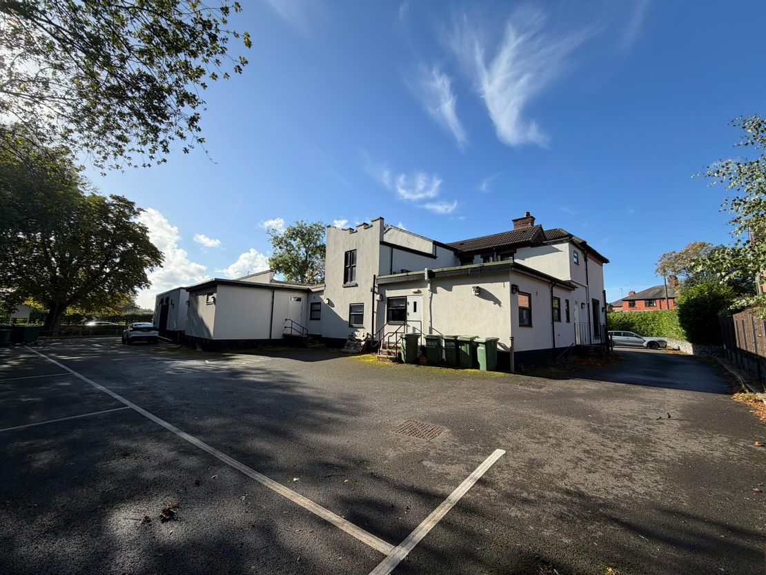 43 Warrington Road, Penketh, Warrington, WA5 2BW