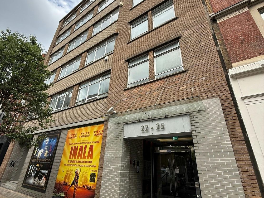1st Floor (East), 22-25 Eastcastle Street, Fitzrovia, London, W1W 8DE