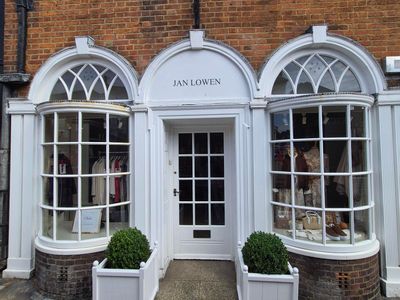 Property Image for 76, Castle Street, Farnham, Surrey, GU9 7LP