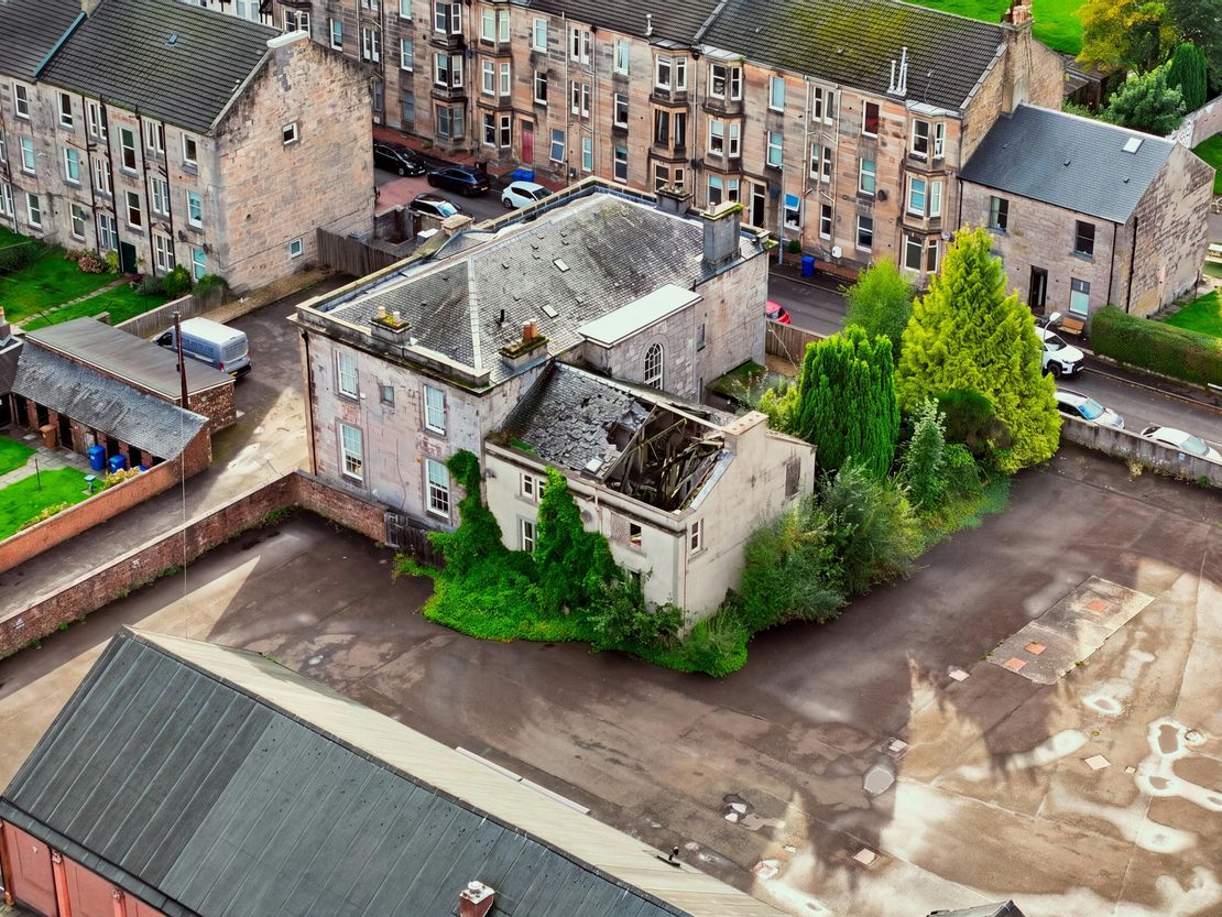 43 Bonhill Road, Dumbarton, G82 2DJ