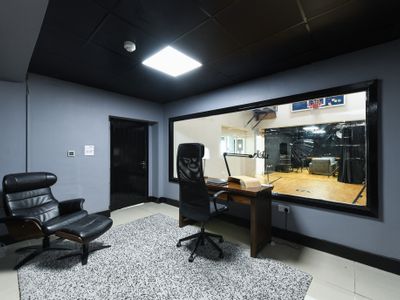 Property Image for 45-47 Carlton Road, Nottingham, Nottinghamshire, NG3 2DN