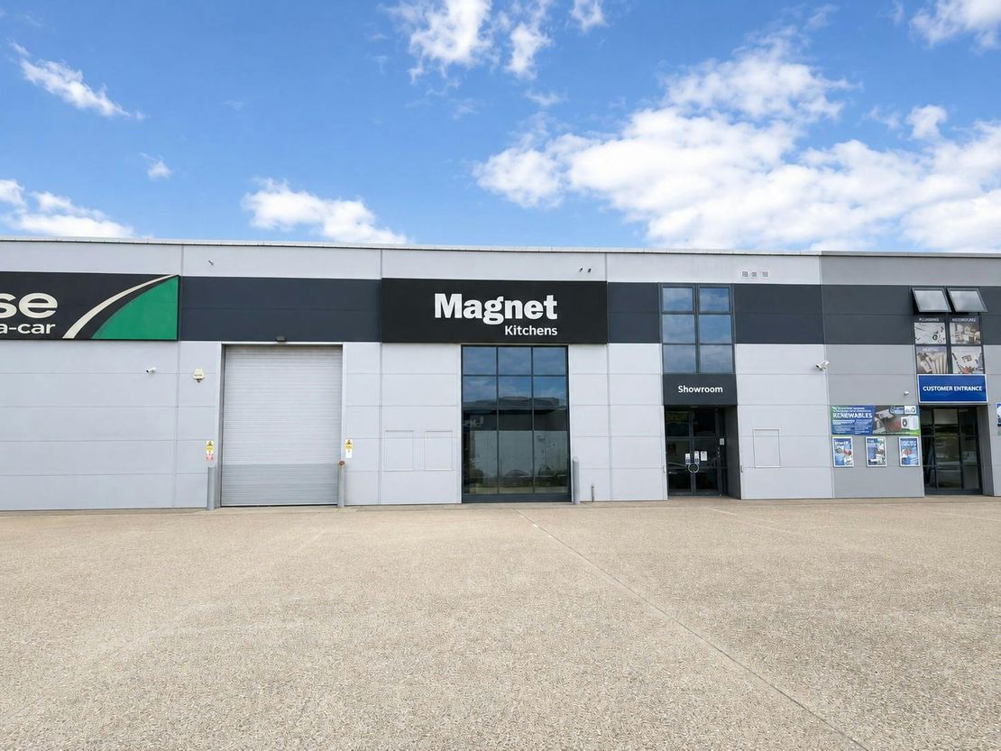 Unit 6 Ascent Park, Edinburgh Way, Harlow, CM20 2HW