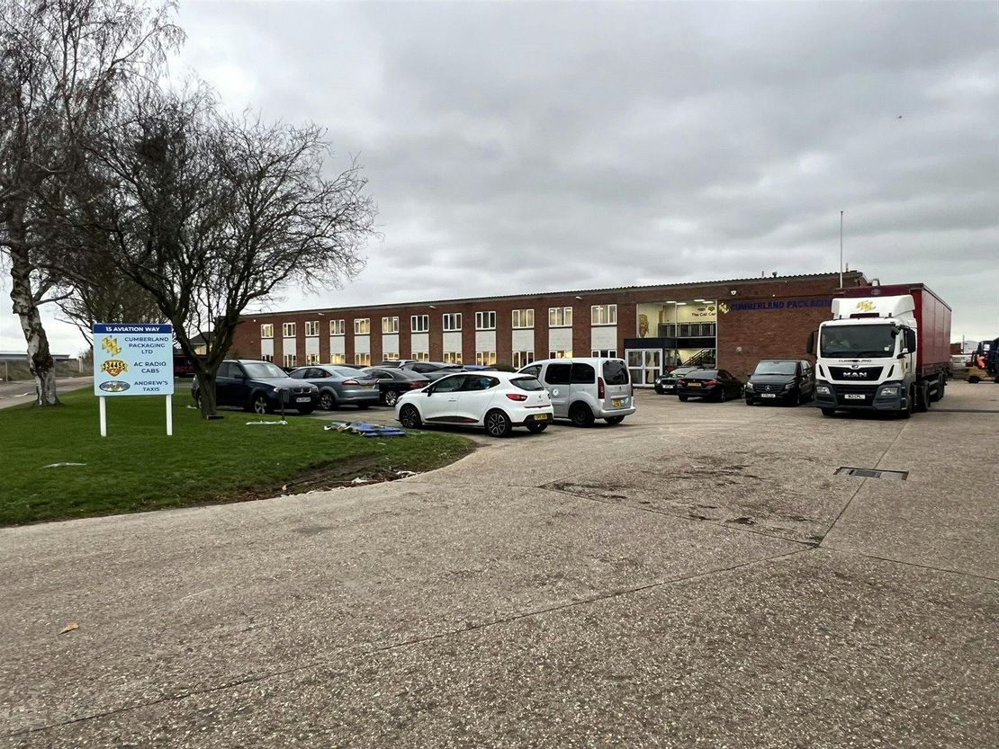Unit 15, Aviation Way, Southend-On-Sea, SS2 6UN