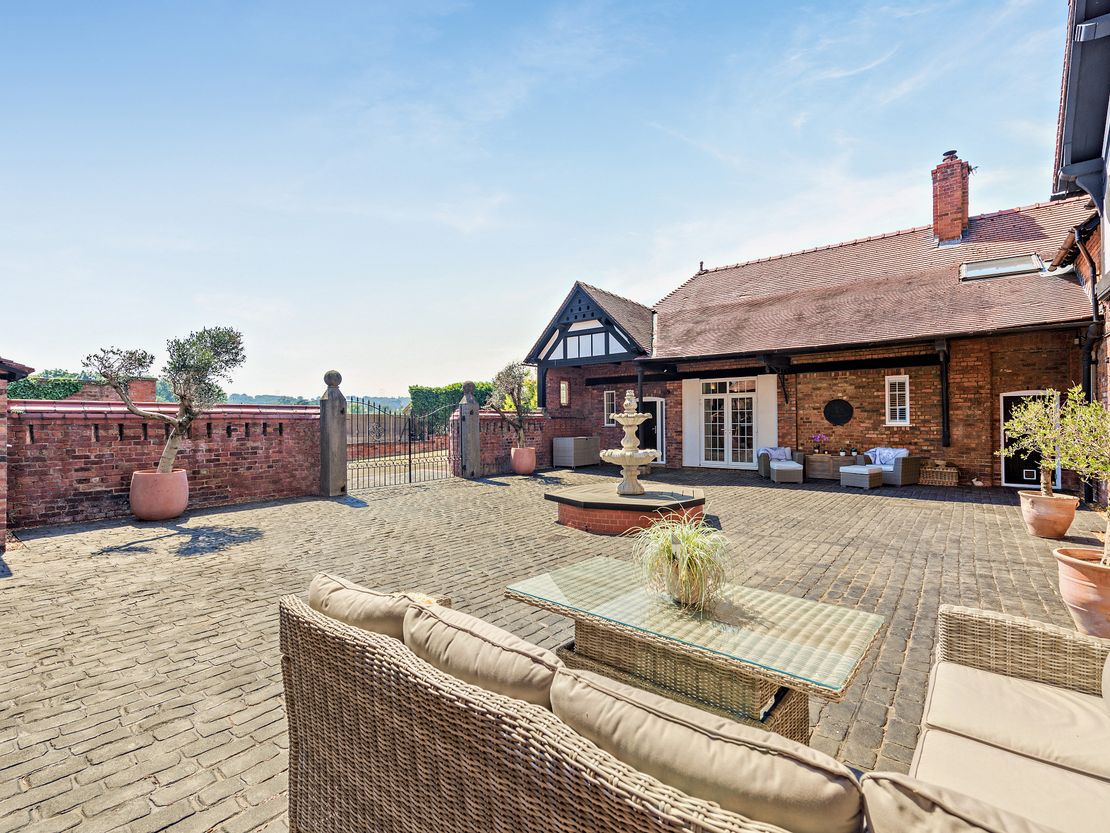 The Coach House, Kelsterton Road, Kelsterton, Flintshire, CH6 5TH
