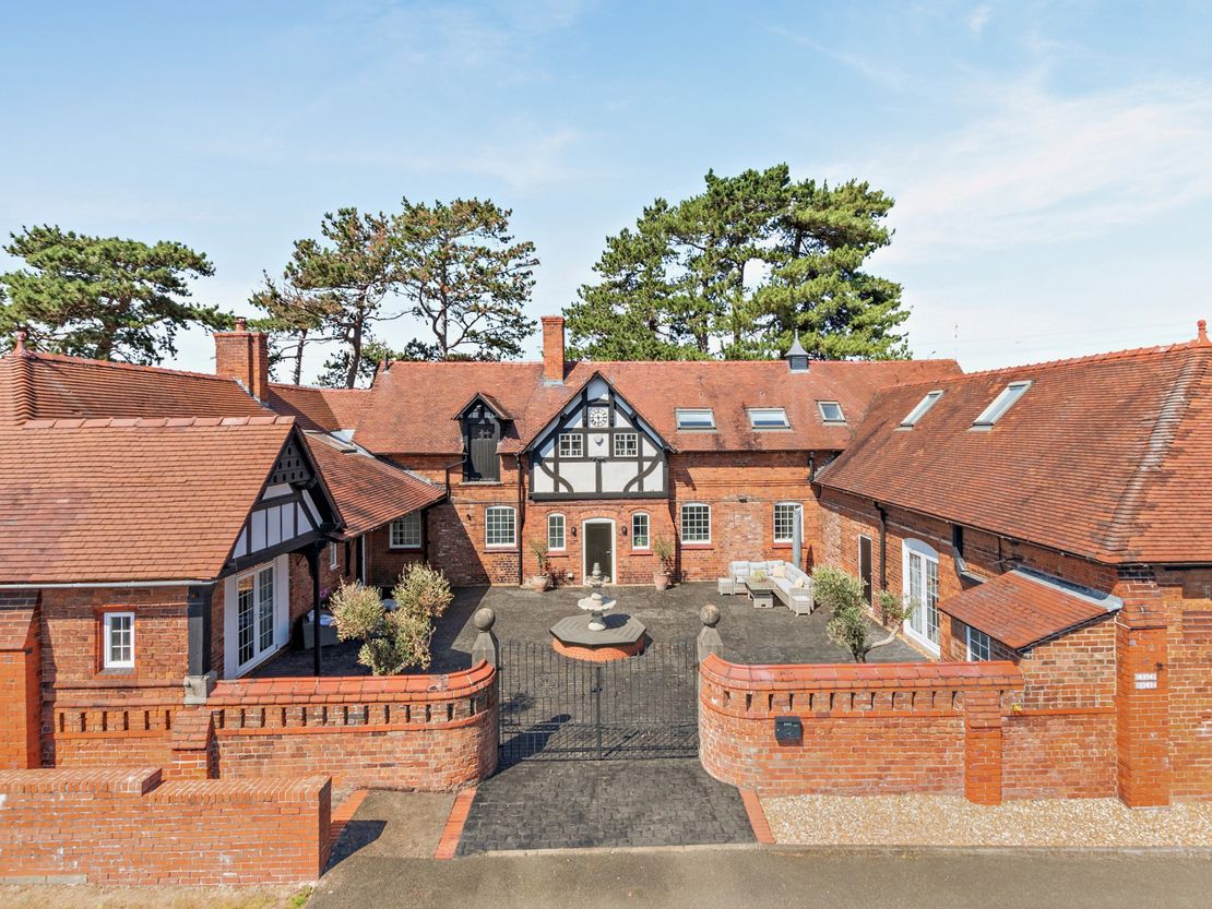 The Coach House, Kelsterton Road, Kelsterton, Flintshire, CH6 5TH